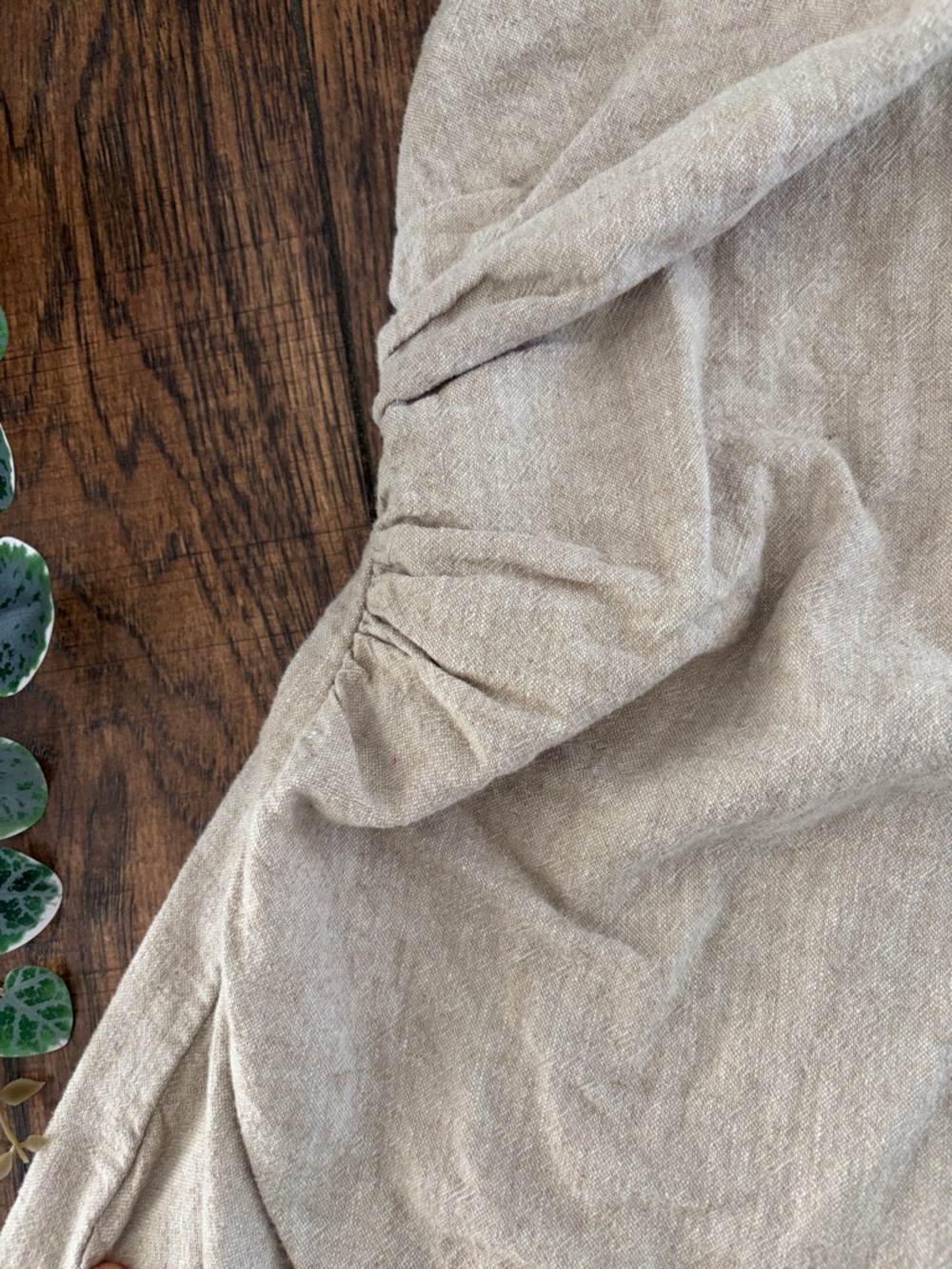 Abercrombie and Fitch Linen-Blend Ruched Squareneck Mini Dress in Beige - Picture 3 of 7